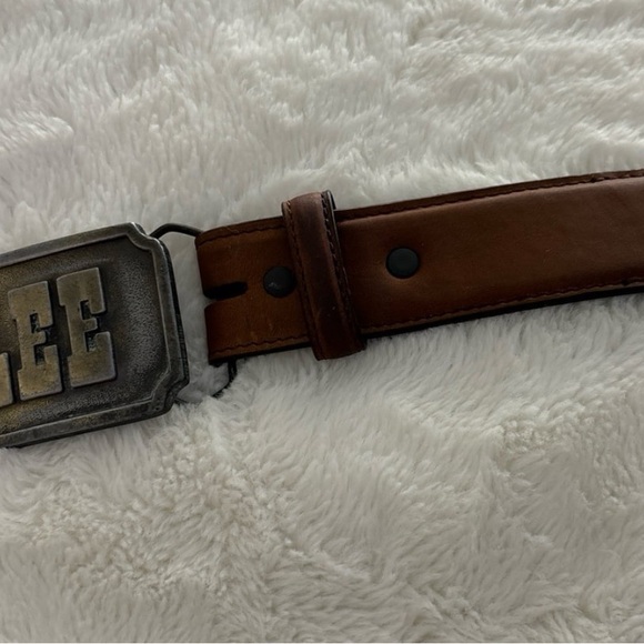 Vintage Lee leather belt - Picture 2 of 3
